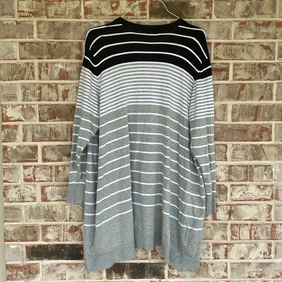 Retrology Colorblock Striped Open Lapel Catdigan Sweater - Picture 8 of 8